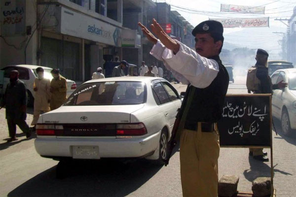 پشاور :جعلی ڈرائیونگ لائسنس،چالان کی بھرمار