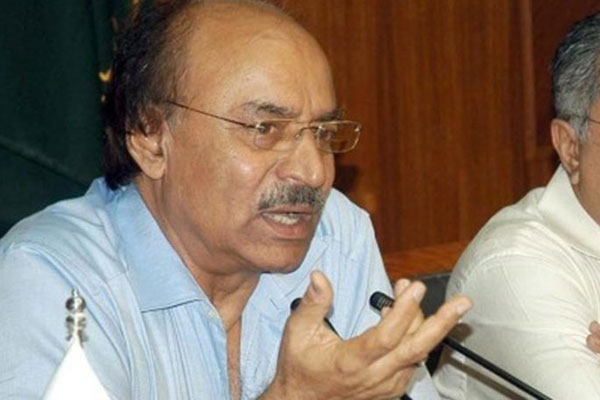 چوہدری نثار کو کچھ نہ کچھ مسئلہ پیدا کرنا ہوتا ہے،نثار کھوڑو