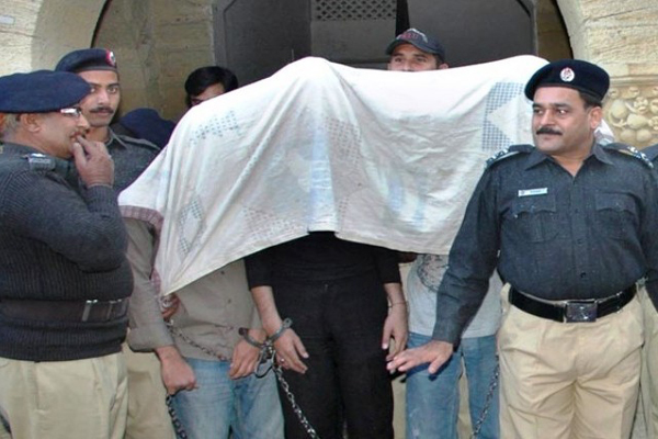مرتضیٰ جتوئی کےگھرپرحساس اداروں کا چھاپہ،تین  افراد گرفتار
