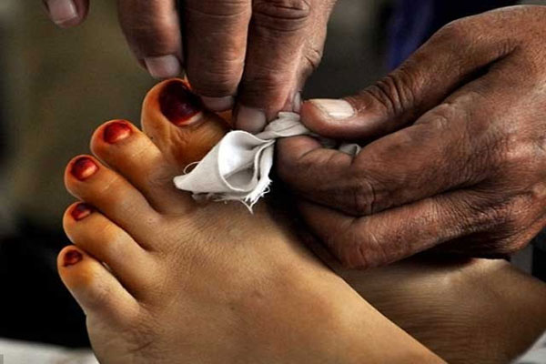 اوکاڑہ میں گھریلو جھگڑے پرخاتون 2 بچوں سمیت قتل