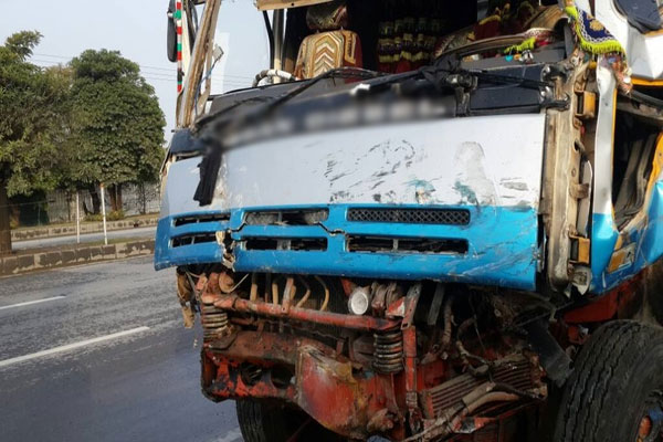 راولپنڈی:مزداٹرک کوحادثہ، ڈرائیوراورکنڈیکٹرجاں بحق