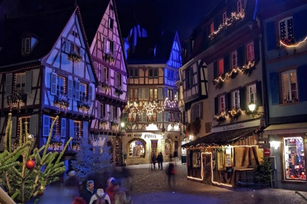 کولمبو :رقص کرنے کا رنگا رنگ فیسٹیول جاری