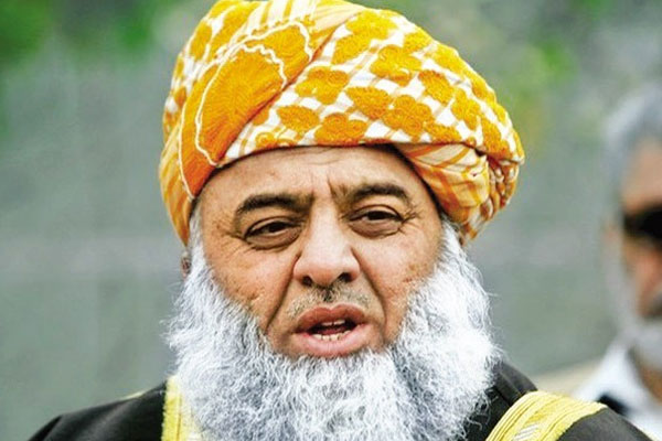 علمااورتاجروں کوبھتےکی پرچیاں مل رہی ہیں،فضل الرحمن