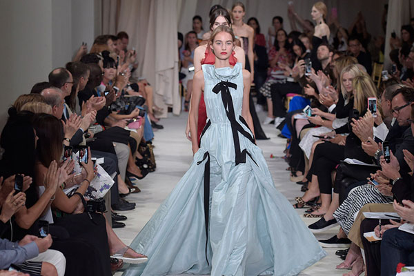 نیو یارک: فیشن ویک 2016کی رنگینیاں جاری