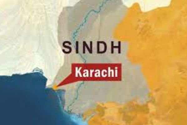 کراچی :گھریلو جھگڑا ، بیوی پر تیزاب پھینک دیا