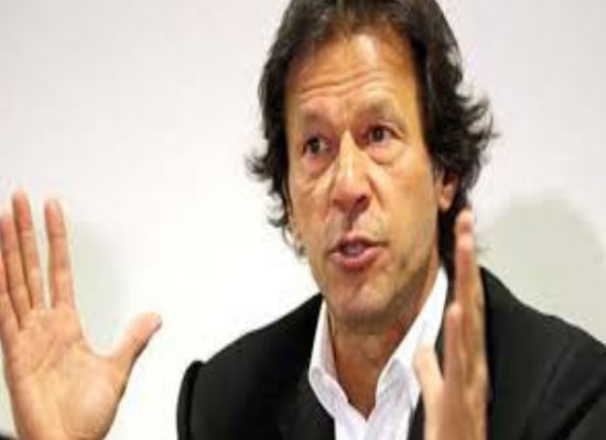 پی آئی اے ملازمین کا دھرنا ،عمران خان کی شمولیت
