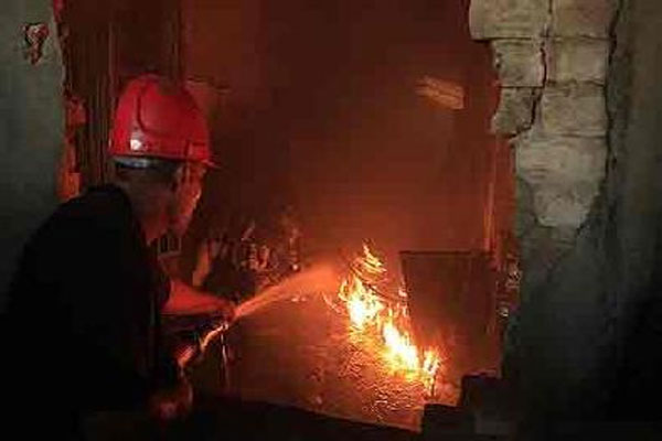 لاہور:جوتوں کی فیکٹری میں آتشزدگی،6 افراد زخمی