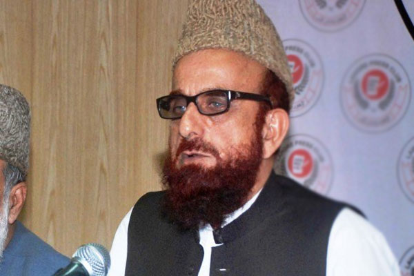 حکومت سندھ مدارس کو یک طرفہ نشانہ نہ بنائے،مفتی منیب