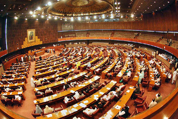 قومی اسمبلی:بھارتی جیلوں میں موجودپاکستانی قیدیوں کی تفصیلات پیش