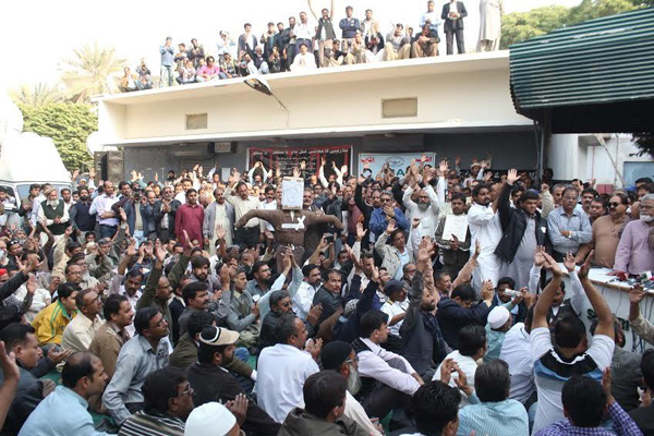 پی آئی اے ملازمین کو شوکازنوٹس جاری