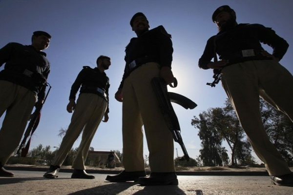 لاہور:دو خطرناک اشتہاری ملزمان کو گرفتار کر لیا