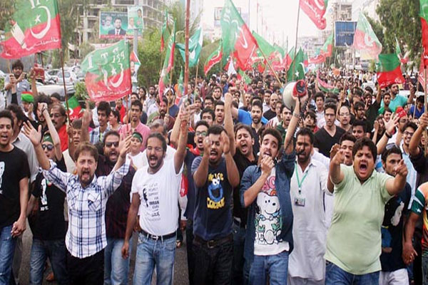 پنجاب :قومی اداروں کی نجکاری کیخلاف مختلف شہروں میں مظاہرے