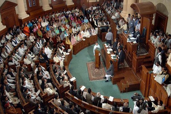 اورنج لائن ٹرین پراجیکٹ کے بجٹ پر گرما گرم بحث