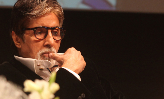 امیتابھ بچن کو ملا جوتا۔۔۔