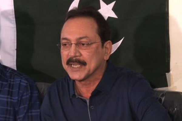 انیس ایڈووکیٹ بھی مصطفی کمال کے شانہ بشانہ ہوگئے