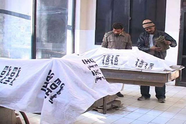 فیصل آباد :2 نامعلوم نوجوانوں کی جلی ہوئی لاشیں برآمد