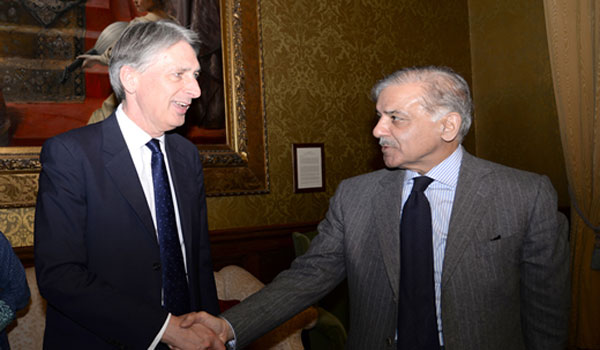 شہبازشریف کی برطانیہ کے وزیرخارجہ سے ملاقات