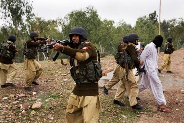 تربت میں حساس اداروں کا آپریشن،3 دہشتگرد ہلاک
