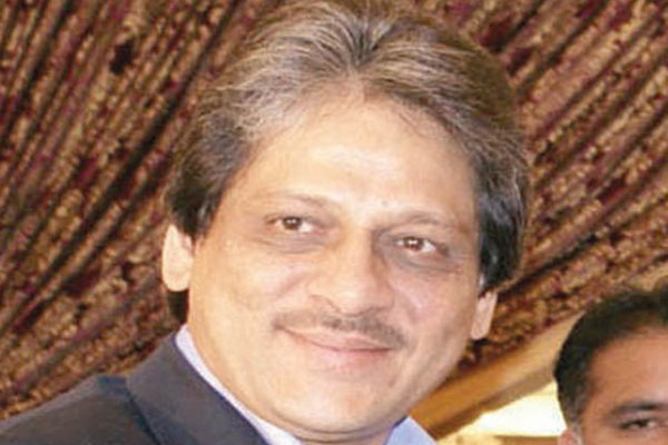 سڑکوں کی مرمت اور صفائی کا نظام بہتر کررہے ہیں،گورنر سندھ