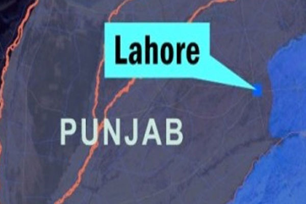 لاہور: پولیس اہلکار کے گھر سے ہیروئن اور بھارتی سمیں برآمد