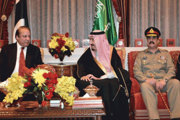 وزیراعظم اورآرمی چیف کی سعودی فرمانروا کےعشایئے میں شرکت