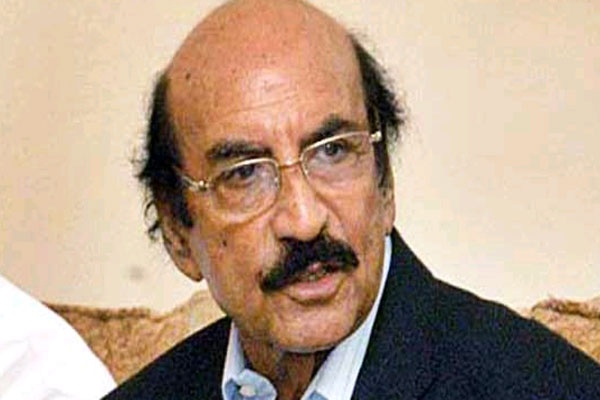مشرف کو روانگی کی اجازت پر تنقید