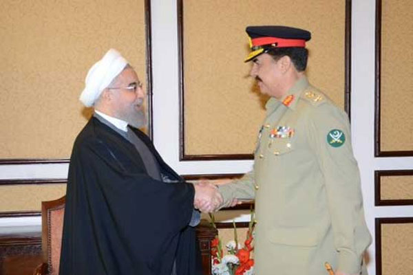 آرمی چیف جنرل راحیل شریف کی ایرانی صدر سے ملاقات