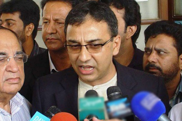 ایم کیوایم کےرہنمارضا ہارون دبئی سے کراچی پہنچ گئے