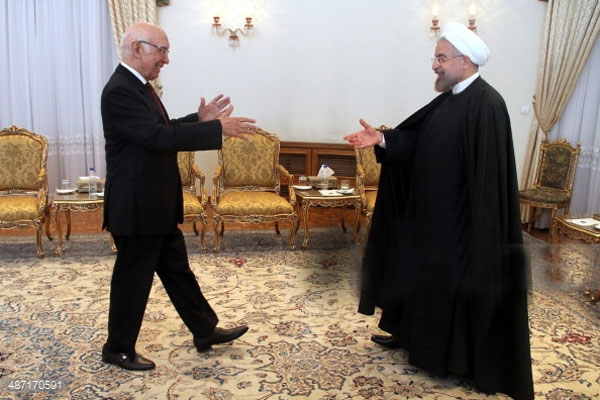 مشیر خارجہ سرتاج عزیزسے ایرانی صدرکی ملاقات