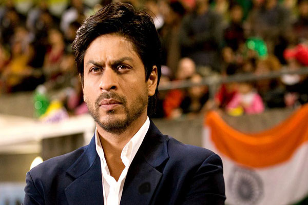 کنگ خا ن کو پڑا کرارا تھپڑ۔۔۔