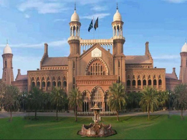 لاہور ہائیکورٹ : چیف ٹاون پلانر سے جواب طلب