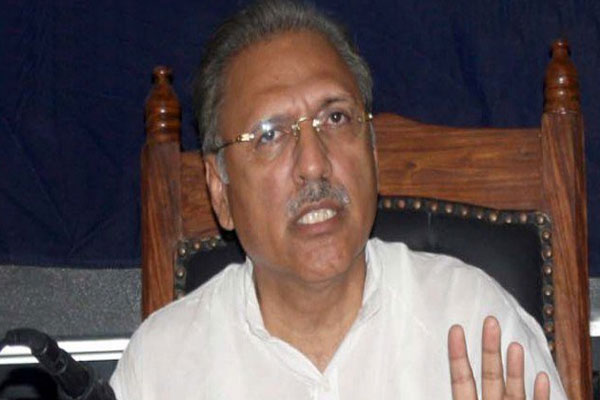 اردو بولنے والے آخر کب تک انہیں ووٹ دیتے رہینگے،عارف علوی