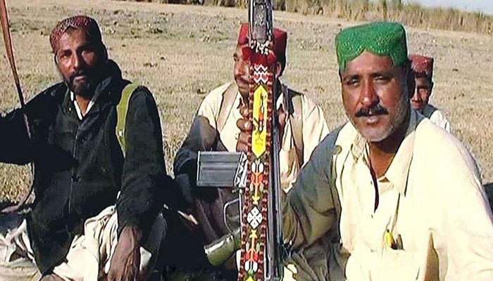 چھوٹونےخود کو ساتھوں سمیت سیکیورٹی فورسز کے حوالے کردیا