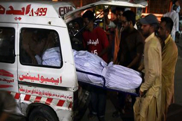 پشاور :جنریٹر سے دھواں نکلنے سے چارا فراد جاں بحق