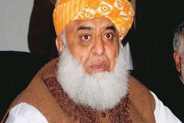 پانامہ لیکس کا طوفان جلد ٹل جائیگا ،فضل الرحمان