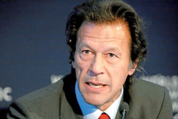 عمران خان نے خود کو احتساب کیلئے پیش کر دیا