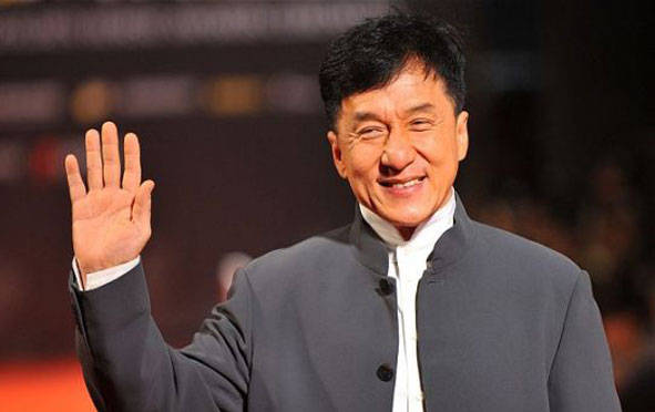 جیکی چین نے بھارت میں دھوم مچادی۔۔