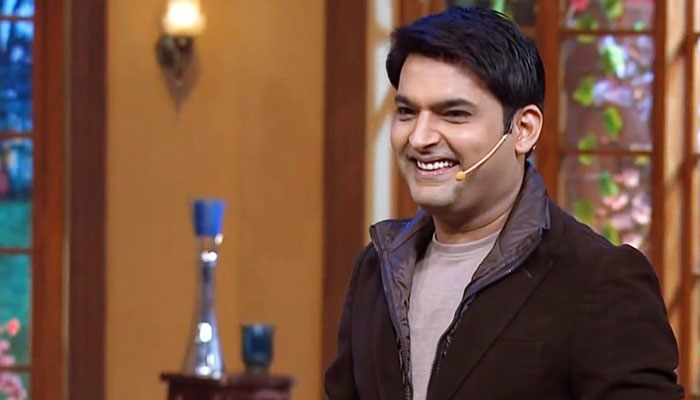 کپل ہوگئے محبت میں گرفتار