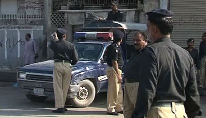 کراچی میں پولیس مقابلہ،4 دہشتگرد ہلاک