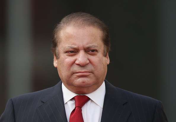 وزیراعظم کو نااہل قرار دینے کے لئے آئینی درخواست دائر