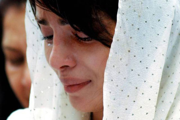 پریانکا بھی اپنی جان کی دشمن نکلیں۔۔