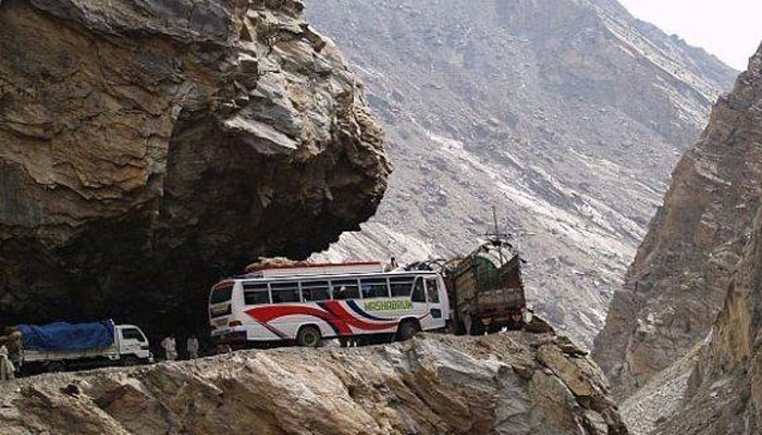 گلگت بلتستان :شاہراہ قراقرم تیرہ روز بعد کھول دی گئی
