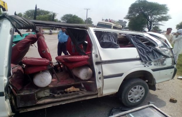 کراچی میں مبینہ ٹریفک حادثہ،دو افراد جاں بحق