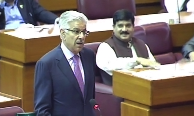 احتساب مانگنے والوں کا اپنا دامن صاف ہونا چاہیئے،خواجہ آصف