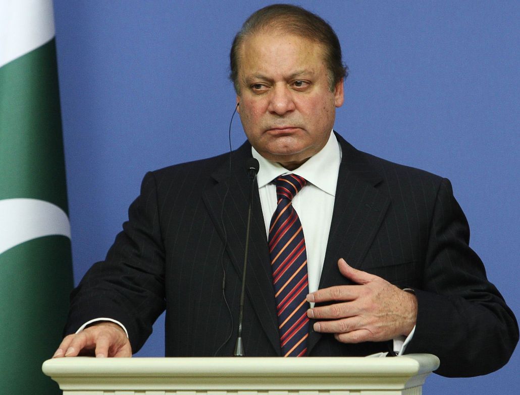وطن کو بیرونی خطرات سے بچانا قومی ذمہ داری ہے،وزیراعظم