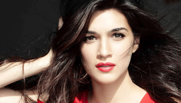 شوٹنگ کے دوران کیرتی سونن کو پیش آیا خطرناک حادثہ