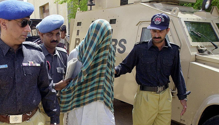 'حکیم اللہ محسود کے ساتھ مل کر فورسز پر حملے کئے'