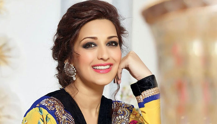 جیل کی ہوا کھانے والی مشہوراداکارائیں