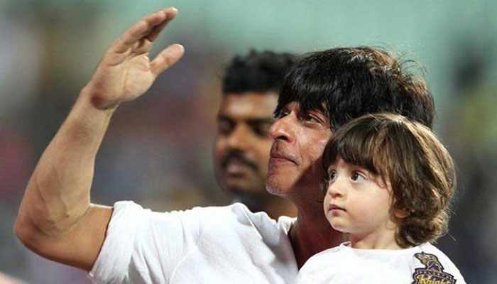 شاہ رخ اور ابراہم کے مستی بھرے لمحے