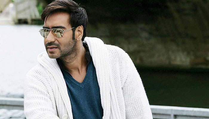 اجے دیوگن بھی شاہ رخ خان کے نقش قدم پر چلنے لگے